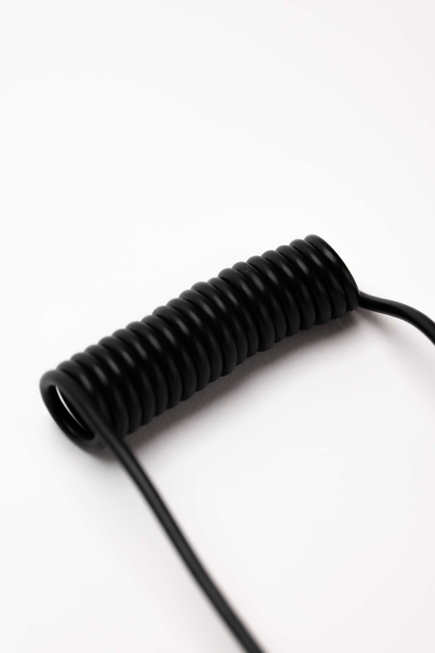 ALLRAD coiled hyper-thin HDMI 2.1 camera cable — 8K60 / 4K120 for cameras and monitors