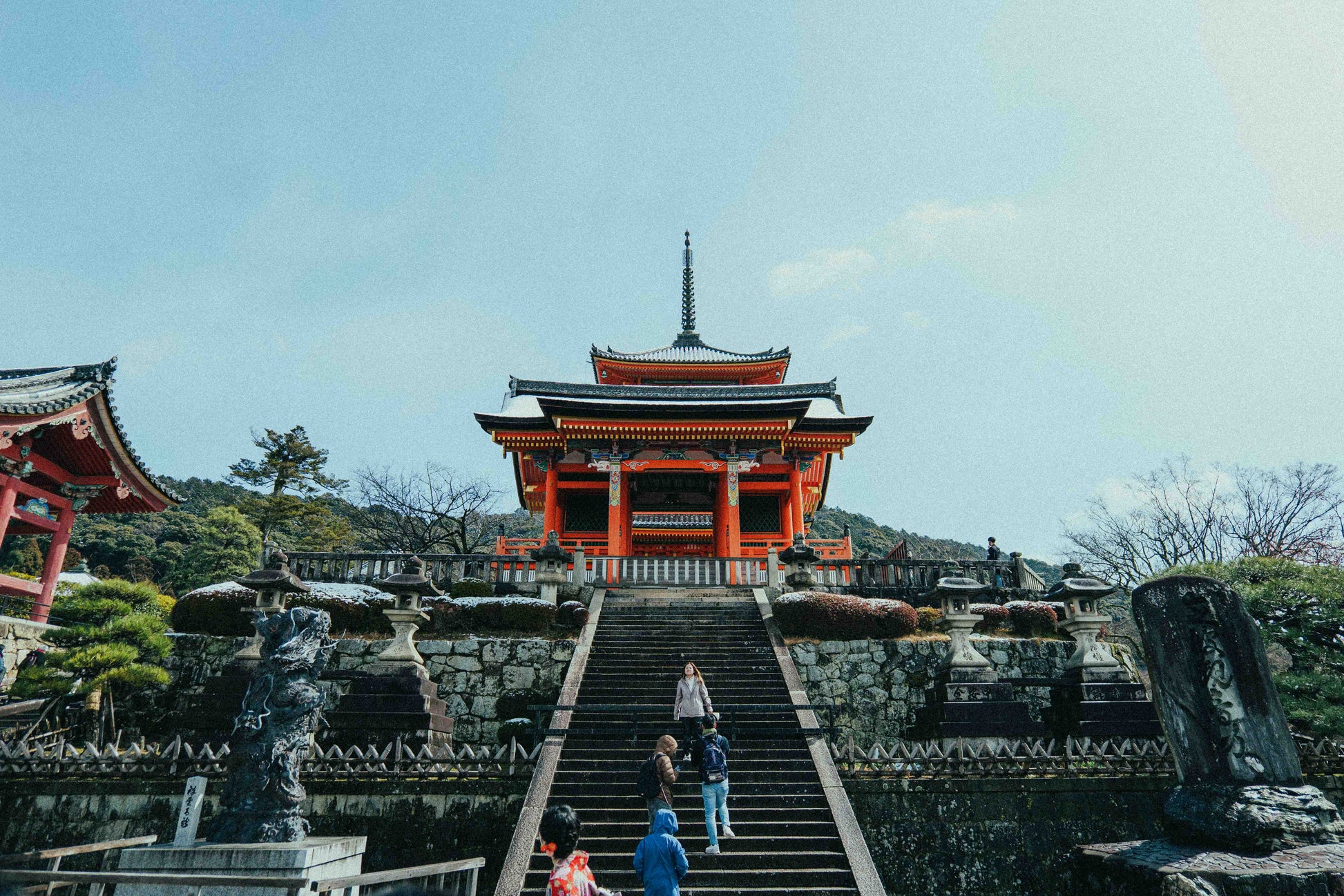 ALLRAD free LUT and Lightroom preset showing vibrant color grading applied to landscape photo, enhancing visual appeal.