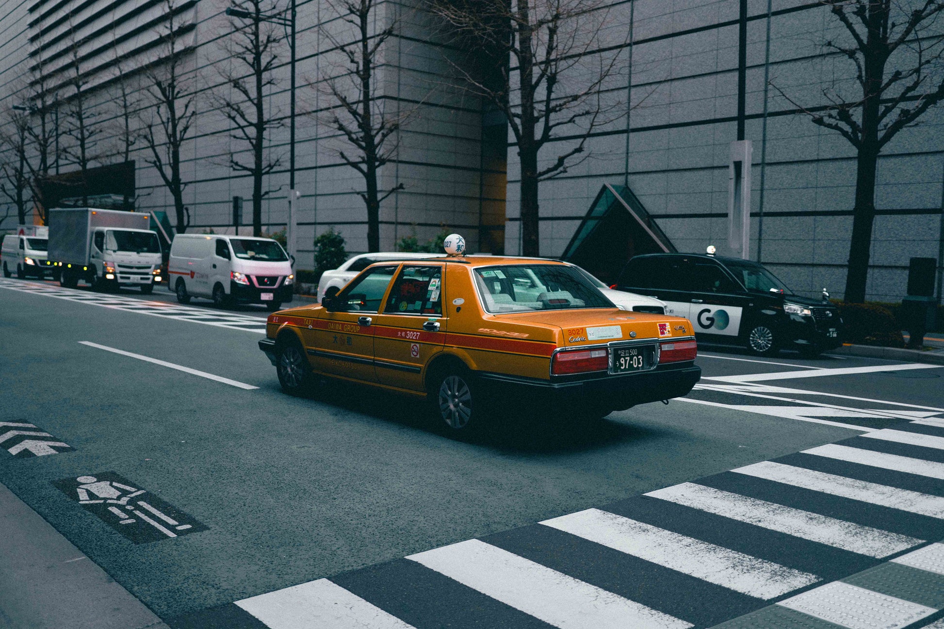 ALLRAD Lightroom presets LUTs shown in a digital file with preview images for photo editing enhancement.